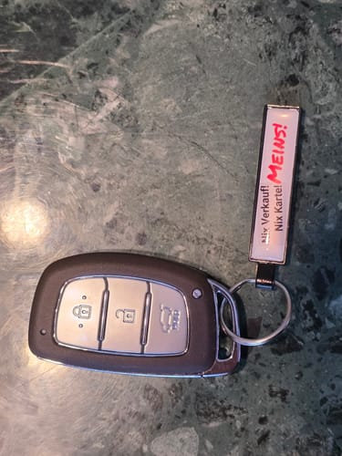 Customer photo review of Kennzeichen Schlüsselanhänger Mini Nummernschild Metall