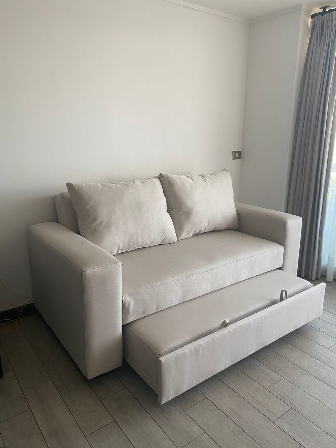 Customer photo review of Sofá Cama Versalles