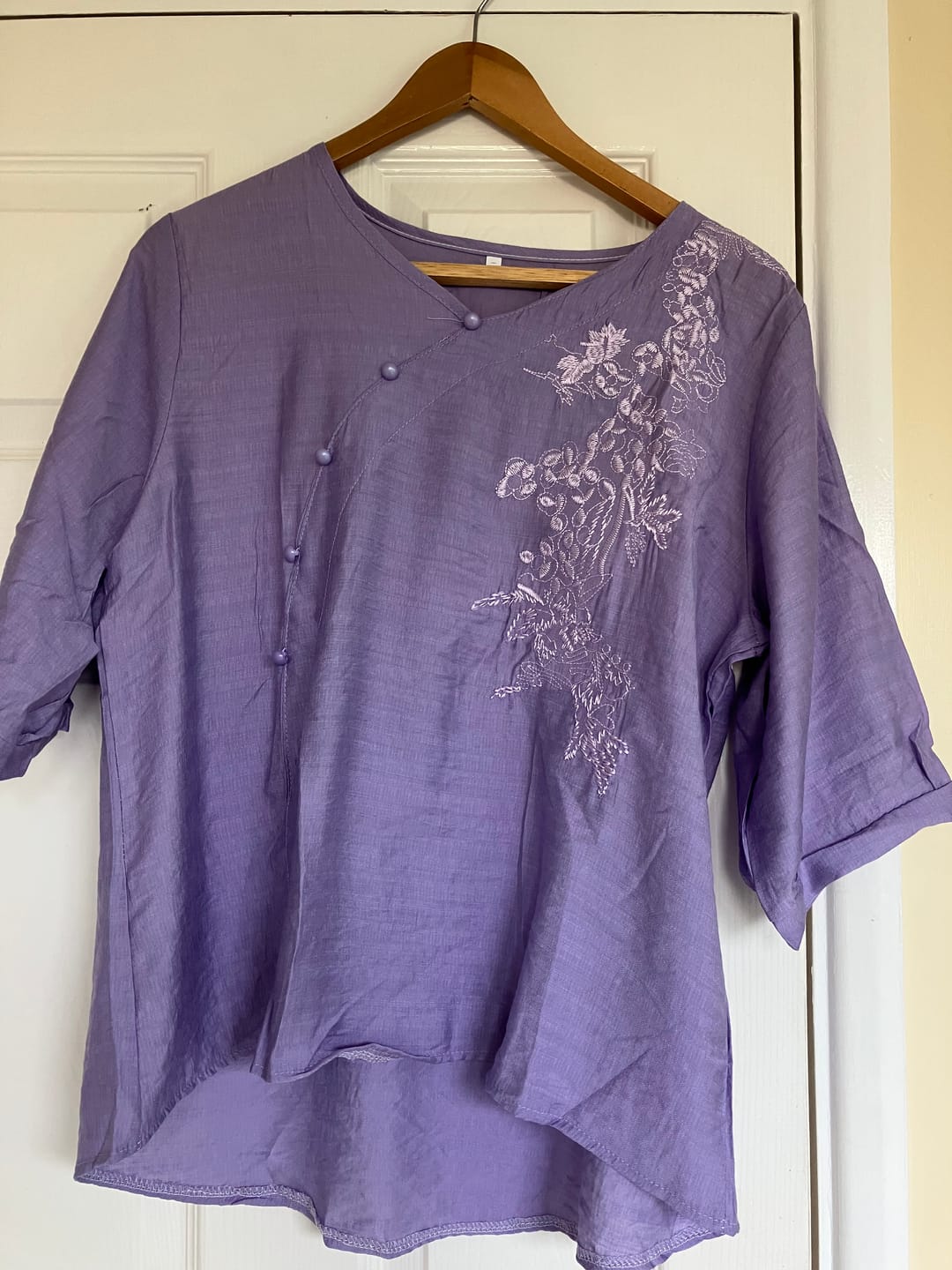 Customer photo review of Buddha Stones Casual Loose Flower Embroidery Frog Button Short Sleeve Cotton Linen Women's Shirt