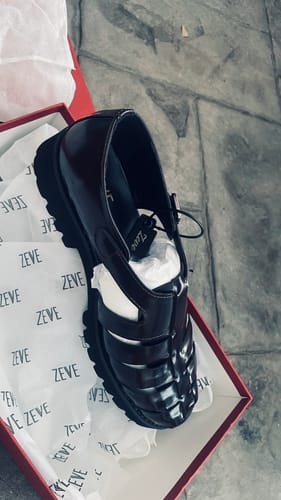 Customer photo review of Veneto Sandal - Dark Brown Polished Leather (Eva Combat)