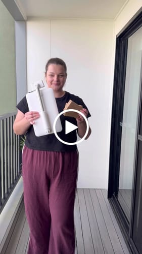 Customer video review of Compact Floor Phone/Tablet Lighting Stand