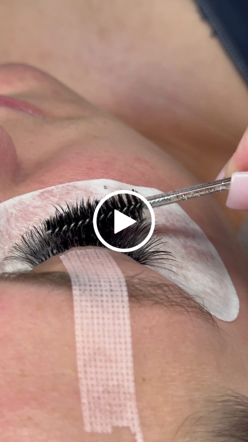 Customer video review of Volumen Lashes Cashmere Wimpern