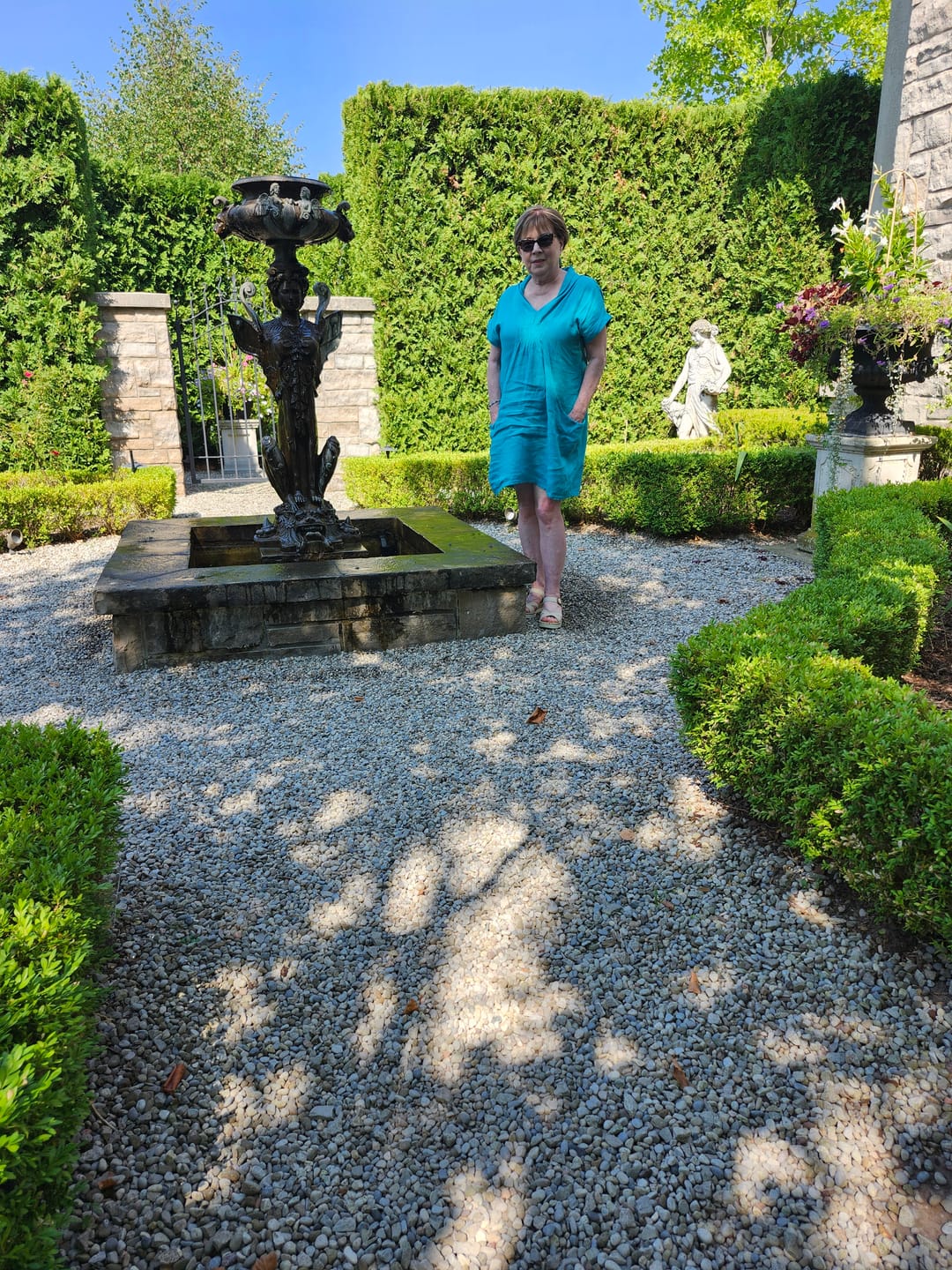 Customer photo review of Meo Linen Pocket Dress (Jade)