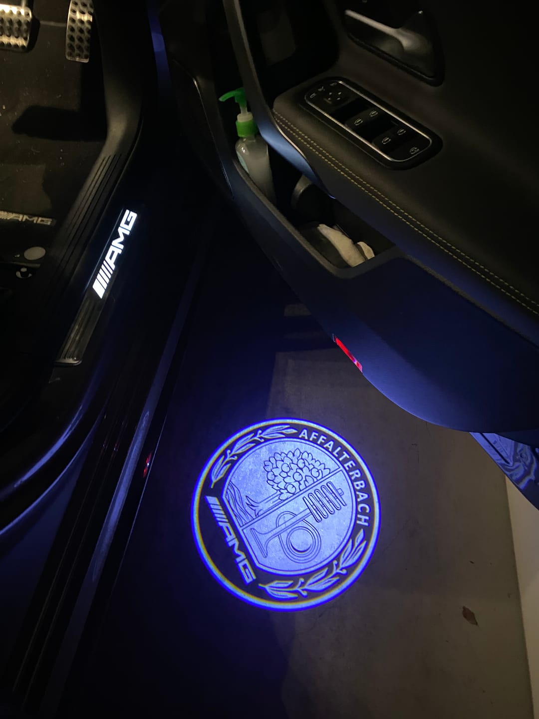 Customer photo review of Mercedes Benz LED Car Door Welcome Logo Shadow Lights