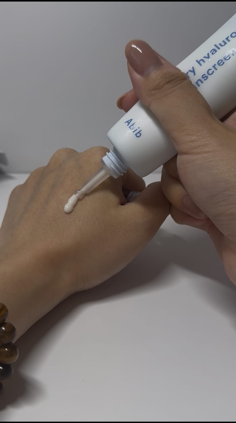 Customer photo review of Watery hyaluron sunscreen Moisture tube