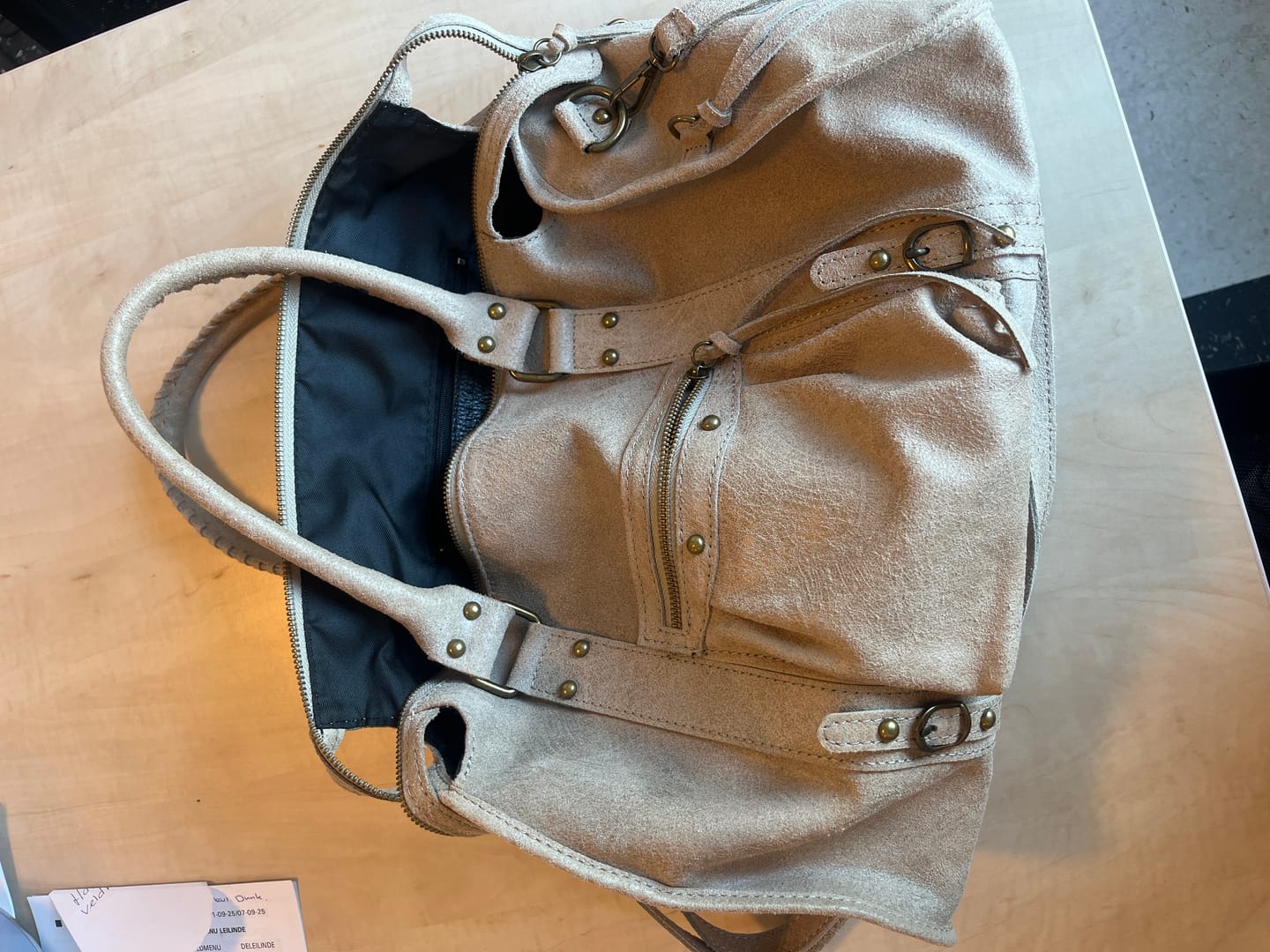 Customer photo review of It girl bag Creme