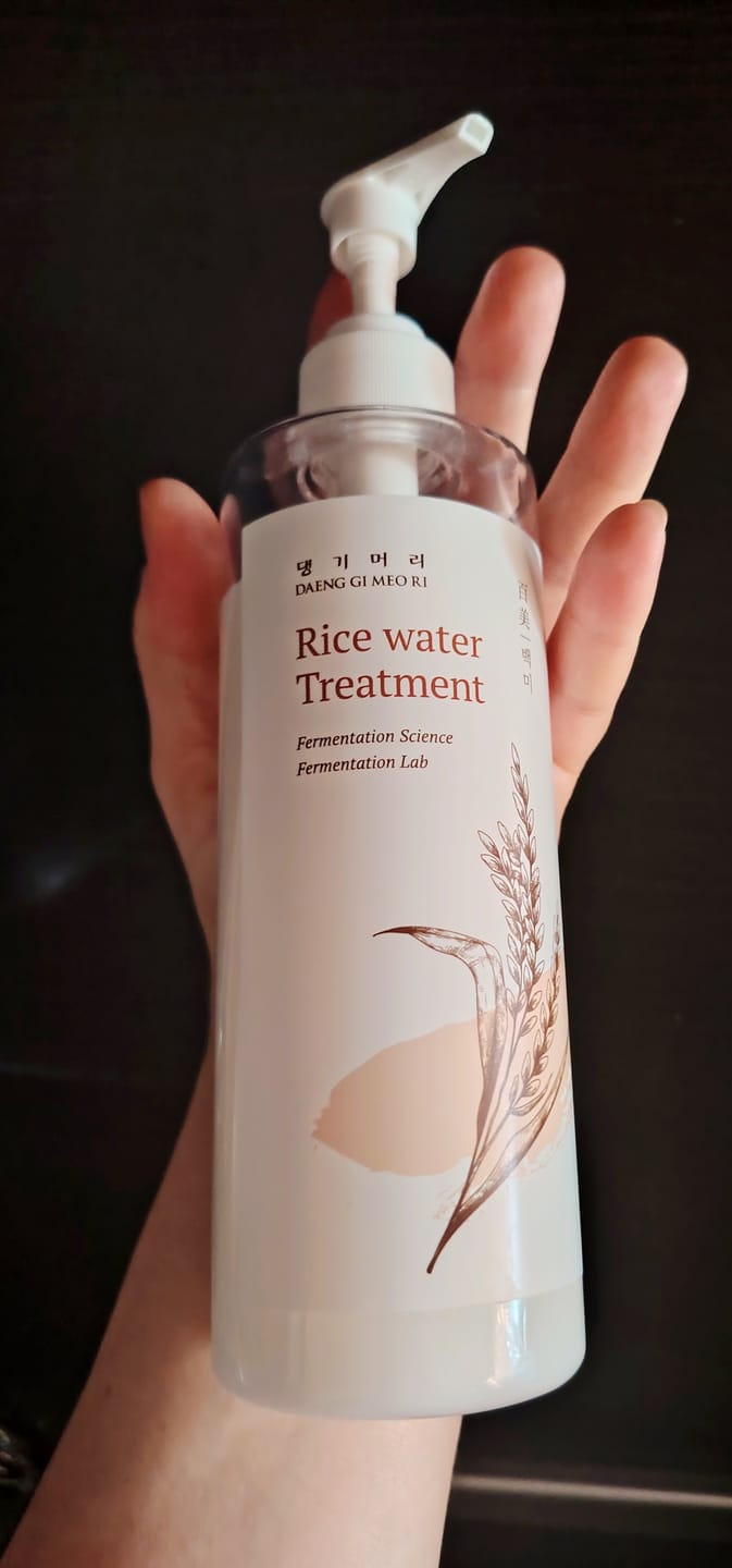 Customer photo review of Изглаждащ балсам за увредена и хвърчаща коса DOORI Перлен блясък Rice Water Treatment