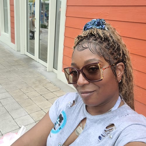 Customer photo review of Bohemian Wavy Knotless Wig (100% Human Hair Lace & Curls) Custom Color