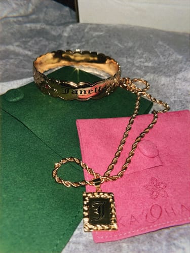 Customer photo review of Lōkahi Bundle | 10% OFF (1 Bracelet, 1 Necklace)