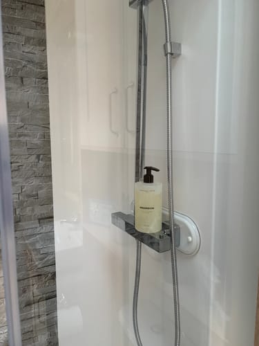 Customer photo review of Redroom | Body Wash