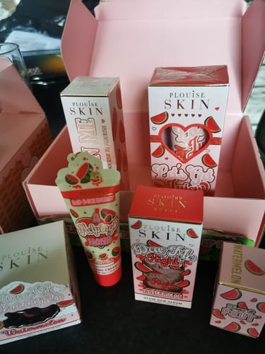 Customer photo review of P. Louise Budget Box (Monthly Subscription) Start Date October