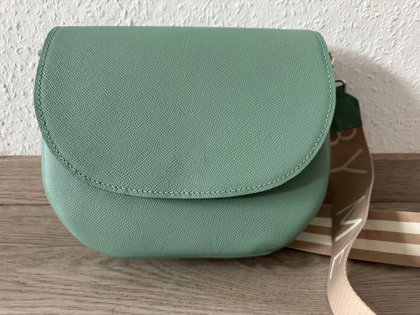 Customer photo review of DIY-Box: The Modern Saddle