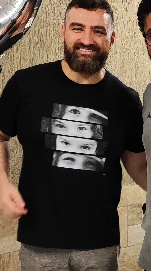 Customer photo review of Camiseta Personalizada DIA DOS PAIS - OLHARES DOS FILHOS - Algodão Peruano
