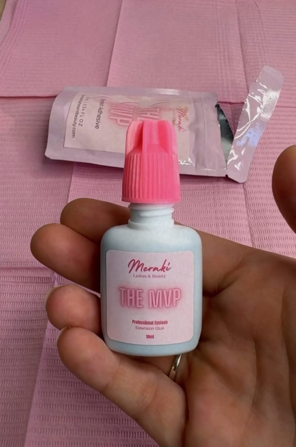 Customer photo review of MVP Lash Adhesive - Best-Selling Pro Glue | 7-Week Retention, 1-2s Dry Time | 10ml