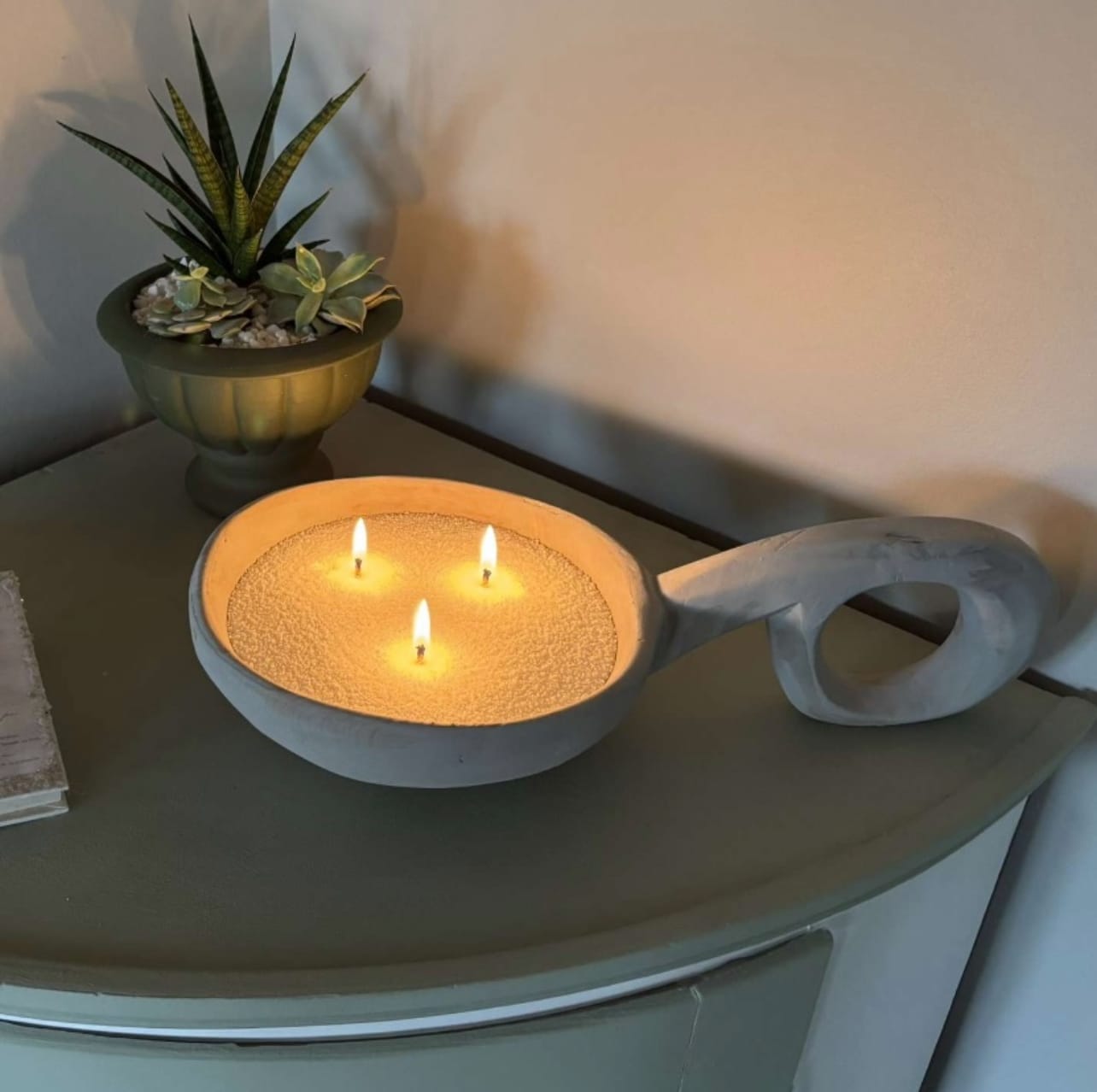 Customer photo review of Pearl Light Sand Candle