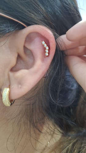 Customer photo review of Piercing Bend Curva