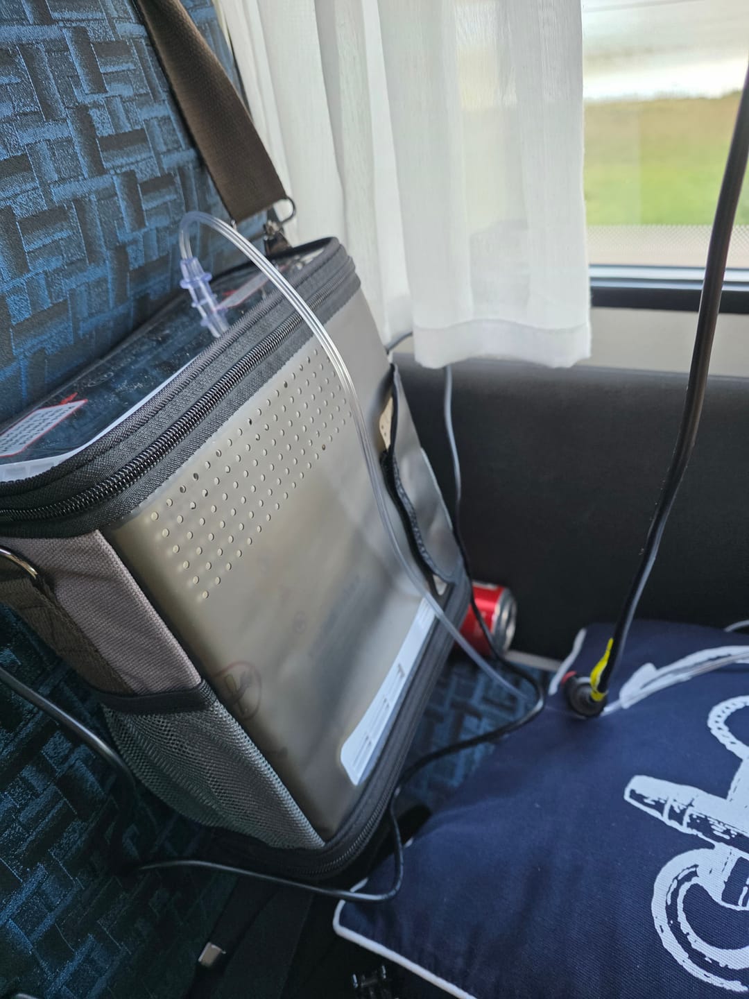 Customer photo review of VARON VP-6 Kontinuierlicher tragbarer Sauerstoff-Konzentrator mit Akku | 6-Stufen-Regelung, CE-geprüft