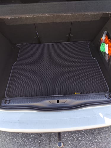 Customer photo review of Kofferraumwanne nach Maß