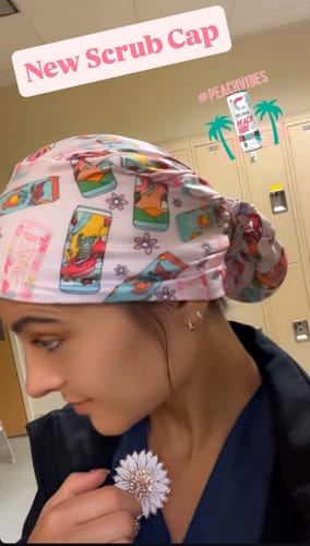 Customer photo review of DuoStyle Scrub Hat - Energy Drink