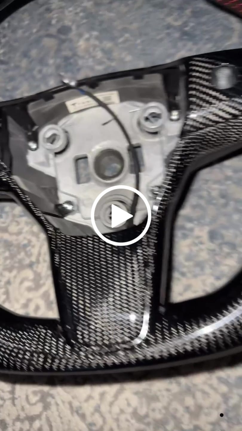 Customer video review of Custom Airbag Top Cover for Model 3 & Model Y 2017-2023