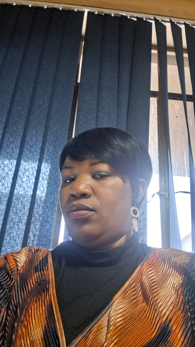 Customer photo review of MUSA - Brazilian Straight Pixie - Nat - 6"