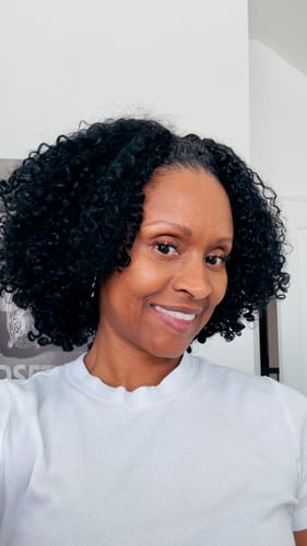 Customer photo review of CurlyMe 3 In 1 Half Wig Kinky Curly Glueless Install Half Wig With Draw-string Beginner Friendly