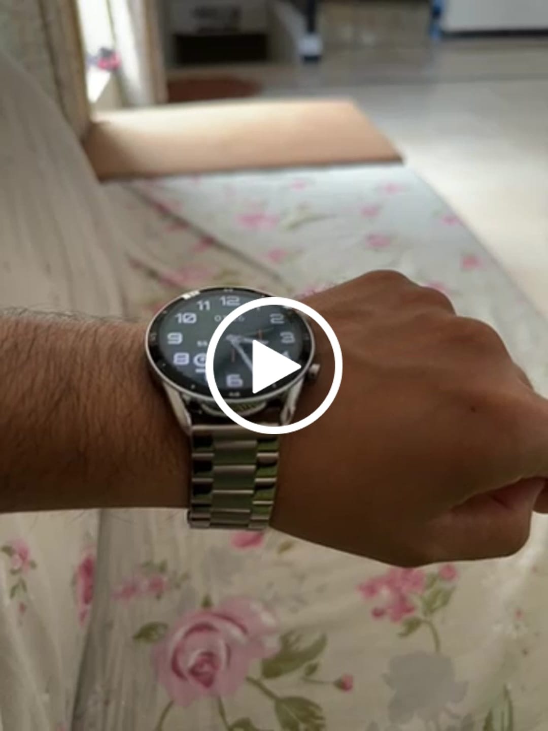 Customer video review of Torque Chain Smartwatch