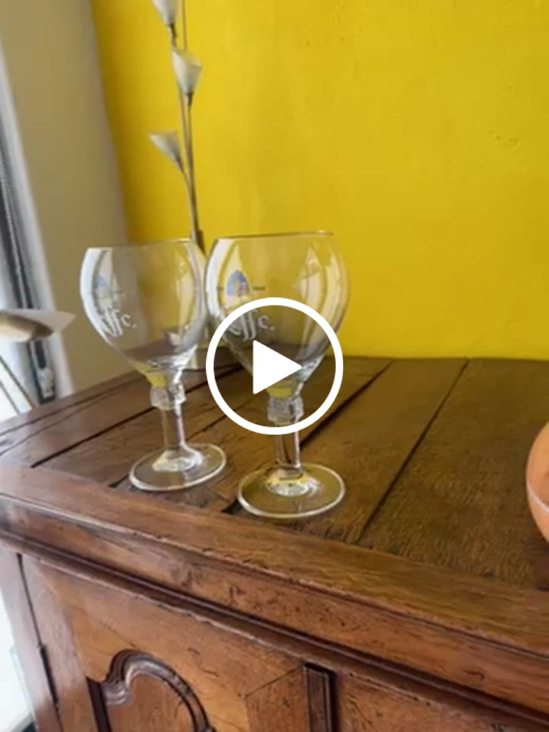Customer video review of Leffe Bierglazen - 330 ml - 2 stuks