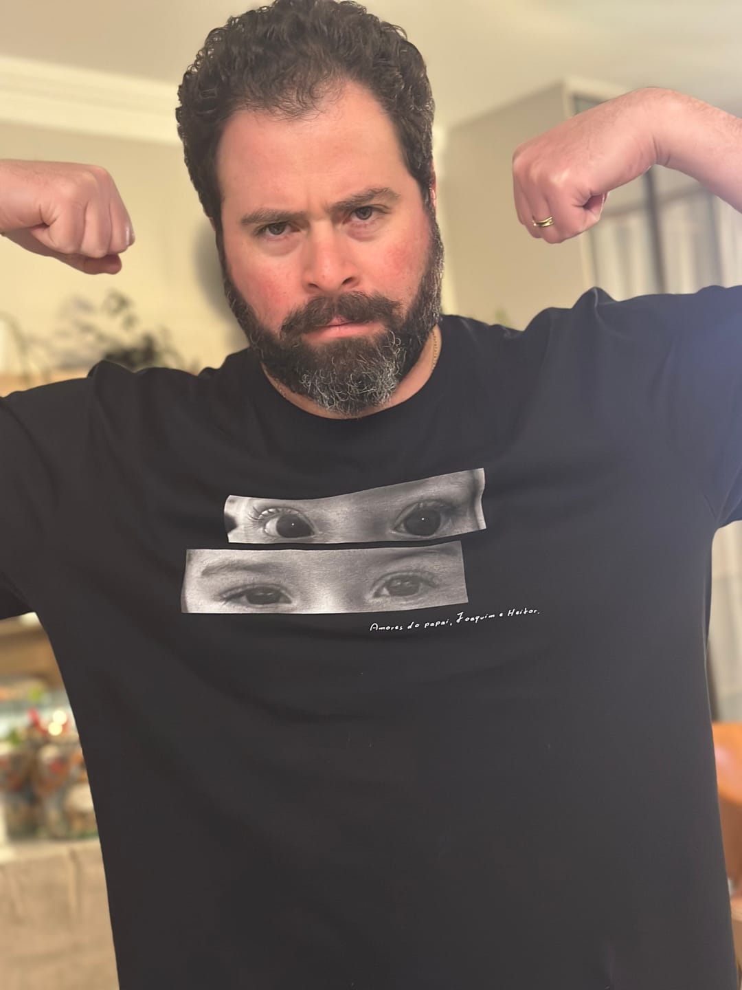 Customer photo review of Camiseta Personalizada DIA DOS PAIS - OLHARES DOS FILHOS - Algodão Peruano