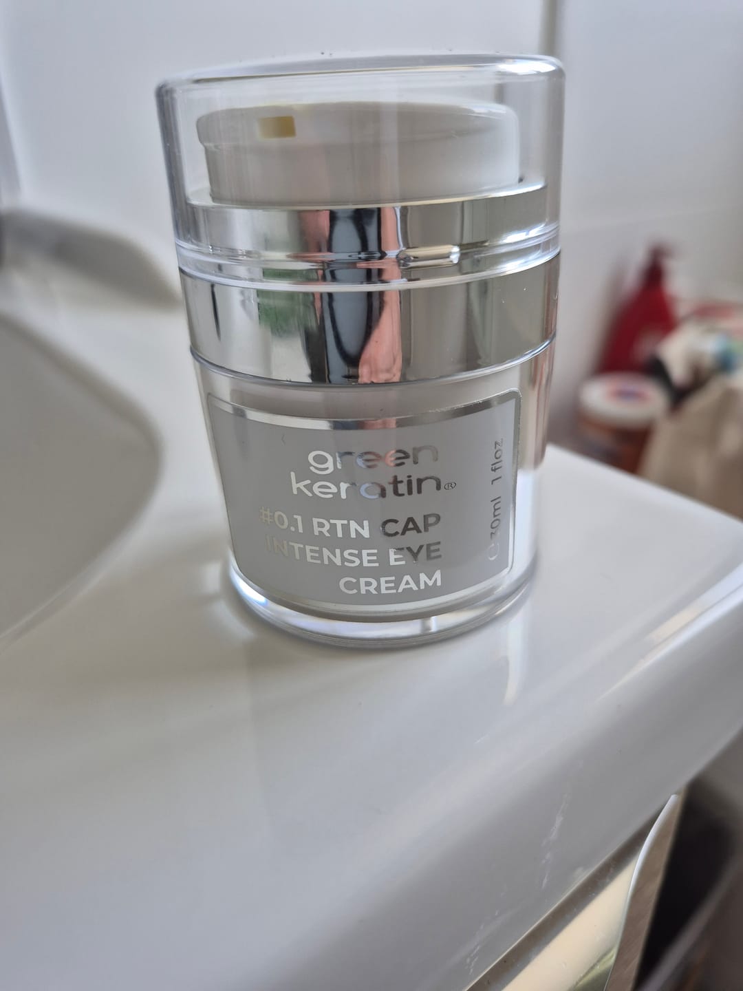 Customer photo review of #RTN CAP 0.1% - Crème intense pour le contour des yeux, Sans Parfum