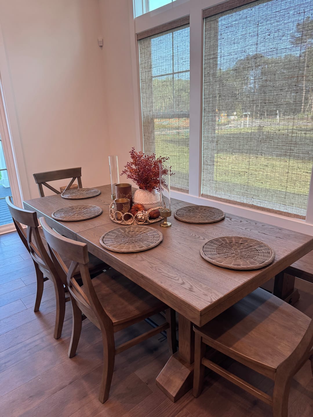 Customer photo review of Fendrix Seagrass Tray | Round Woven Decorative Basket