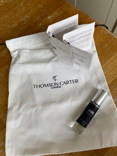 Customer photo review of Rouge Avenue | Eau de Parfum