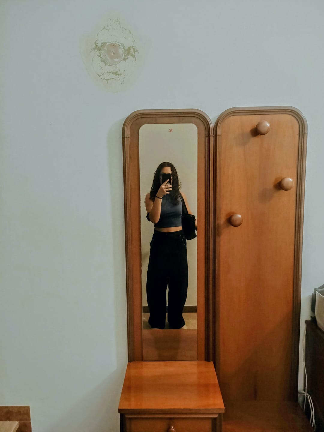 Customer photo review of Aelfric Eden Baggy Barrel Rivet Raw Jeans