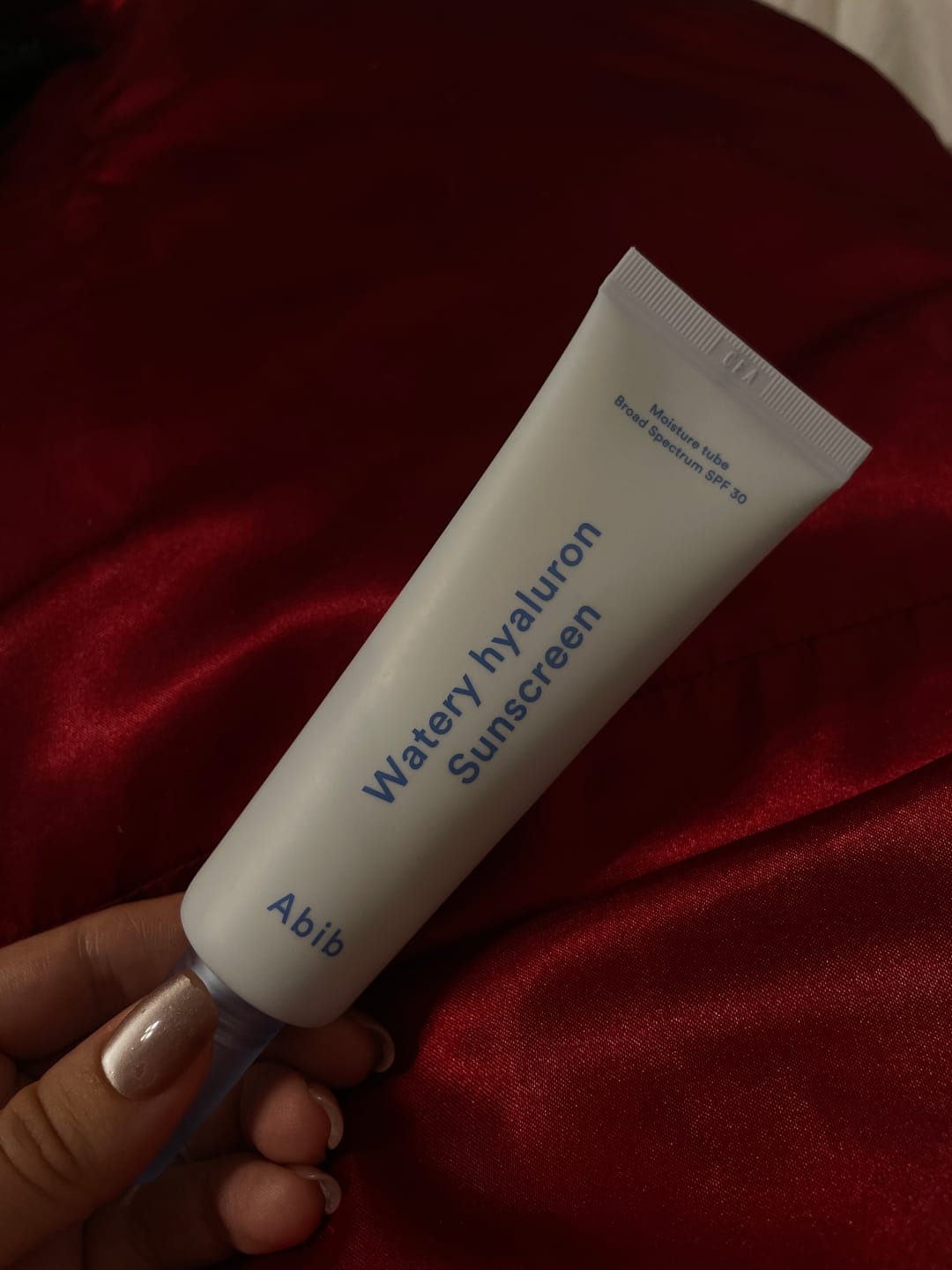 Customer photo review of Watery hyaluron sunscreen Moisture tube