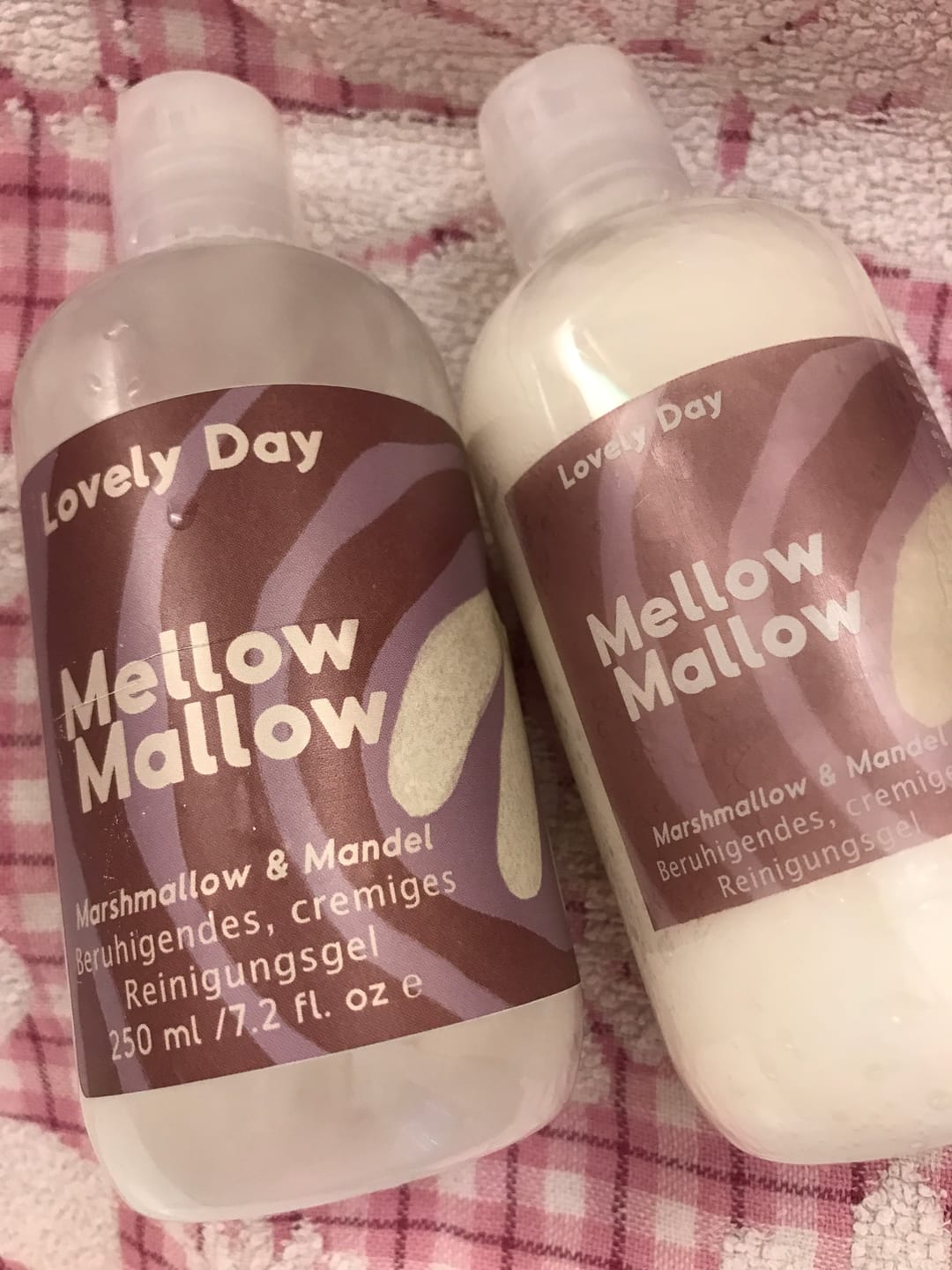 Customer photo review of Mellow Mallow Creamy Cleansing Gel