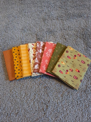 Customer photo review of Fall Town Simple Bundle (8) Fat Quarter Bundle