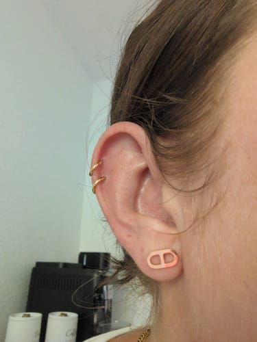 Customer photo review of Prestige Ohrstecker | 18K vergoldet