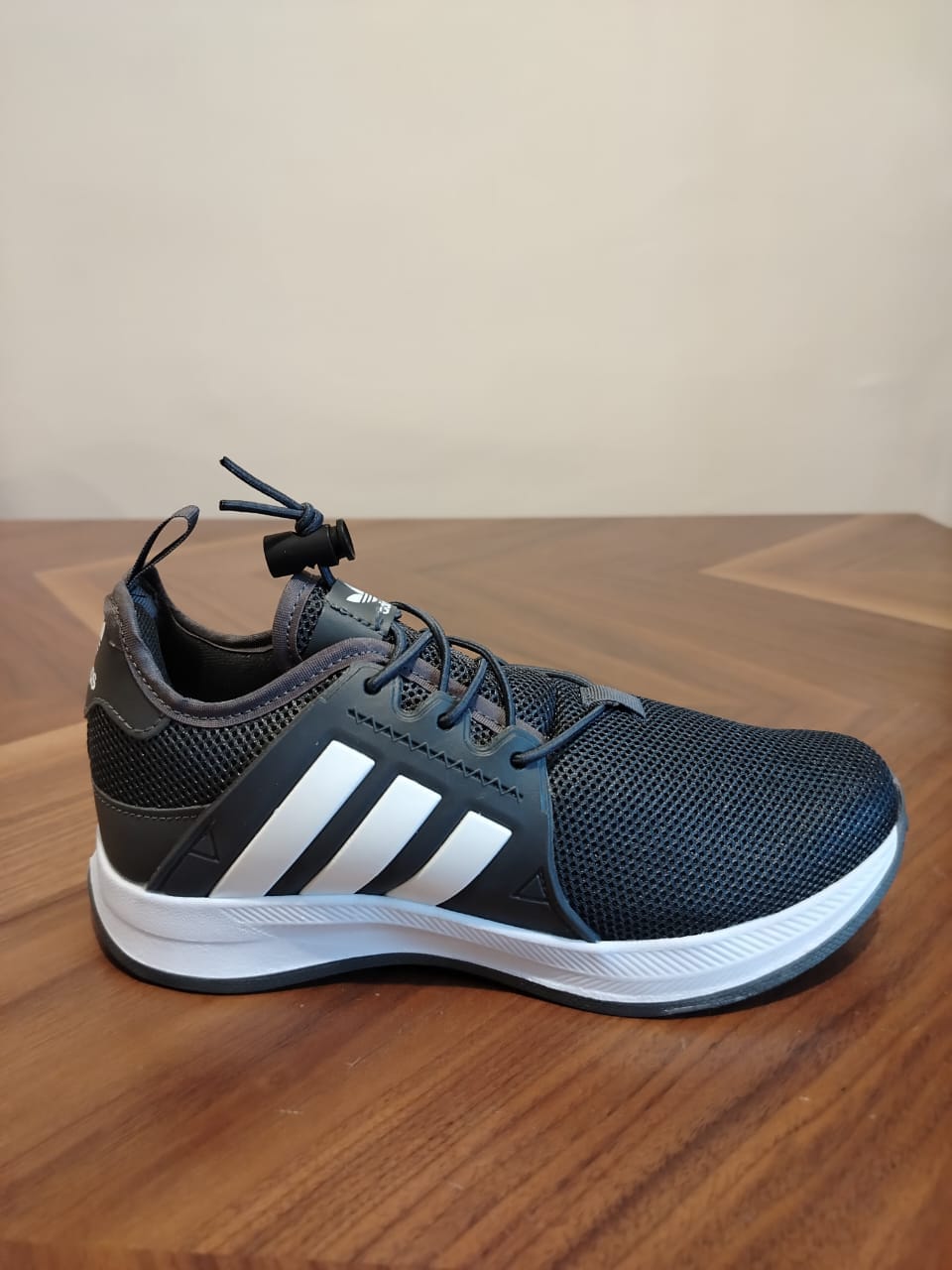 Customer photo review of Tenis 018 Oxford Blanco