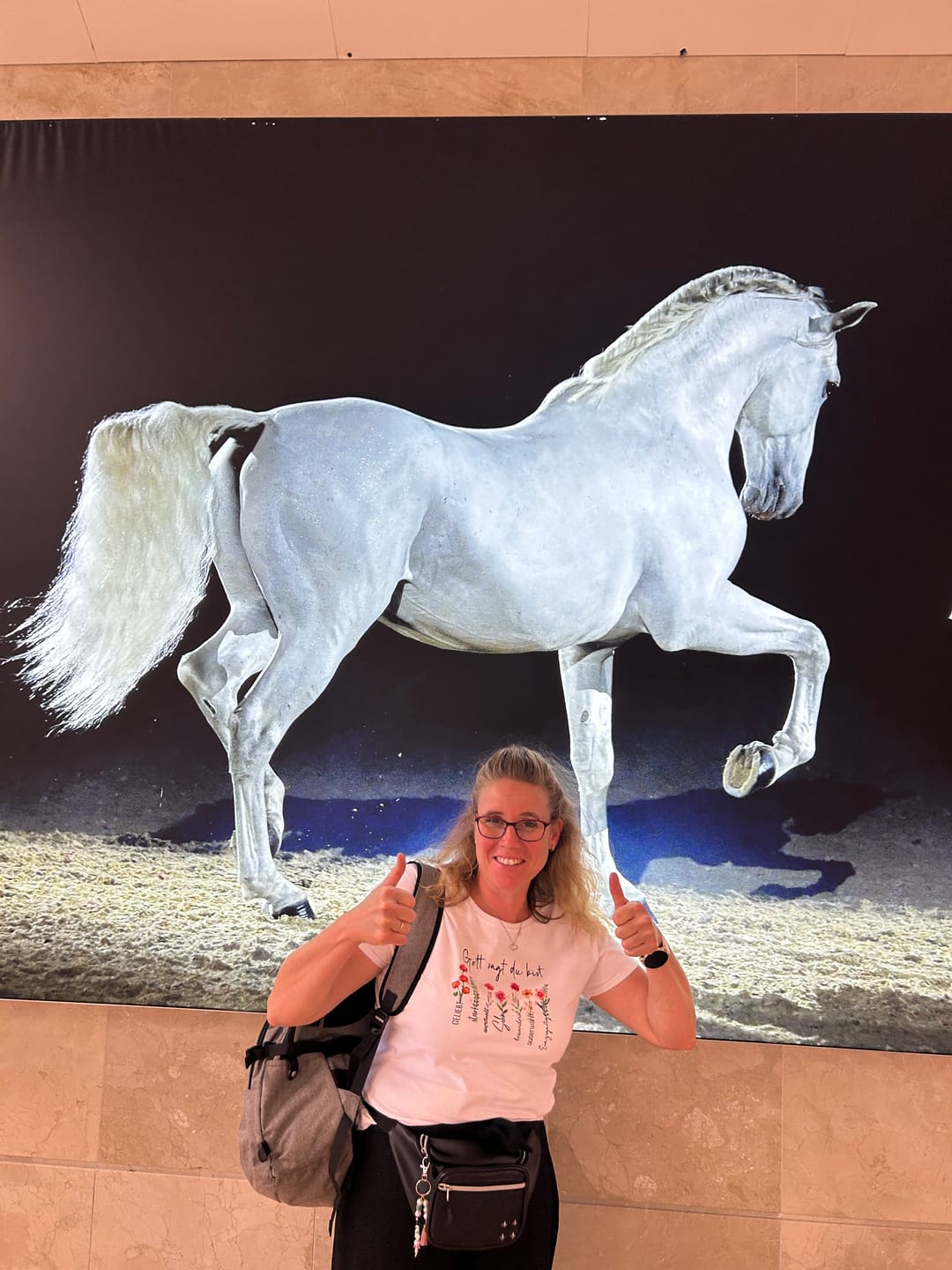 Customer photo review of Gott sagt du bist - FP - Ladies Premium Shirt