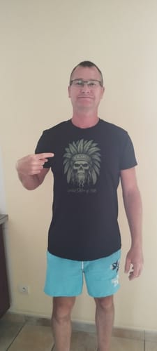Customer photo review of T-SHIRT DARK RUIN
