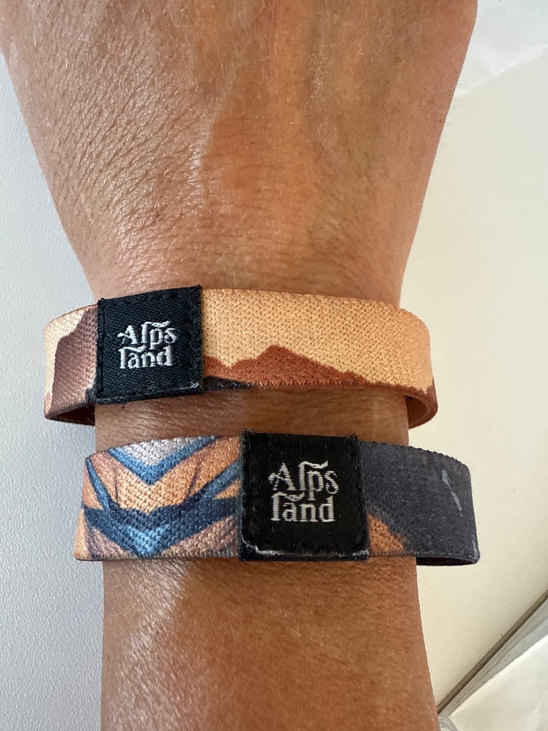 Customer photo review of Believe you can and you will - Elastisches Armband