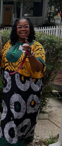 Ebony W. review of Titia Boubou | Green image 1 out of 1