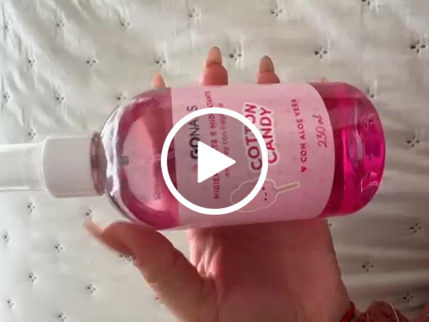 Customer video review of Higienizante e Hidratante de Manos y Pies - Cotton Candy