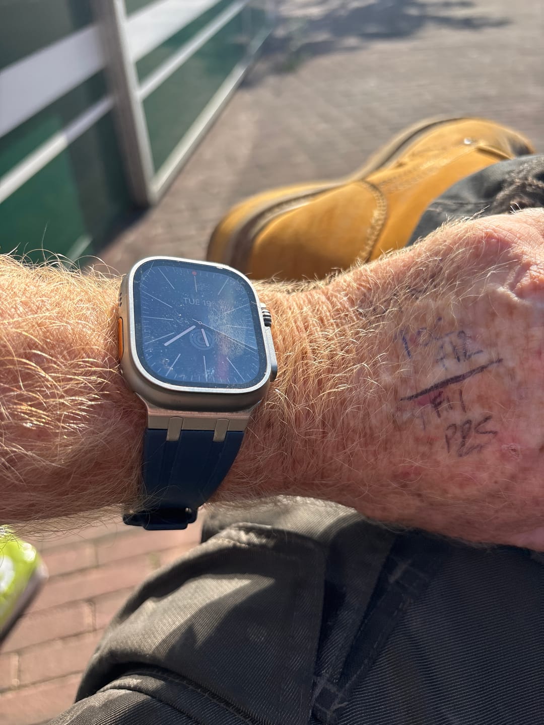 Customer photo review of Ultra Butterfly Clasp Silicone Strap for Apple Watch