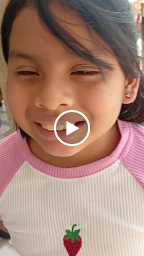 Customer video review of Piercing Flora Dot Zirconia