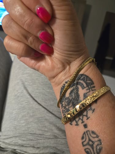 Customer photo review of 6mm Hali'a Heirloom Stacker Bangle (Baby to Adult Sizes)
