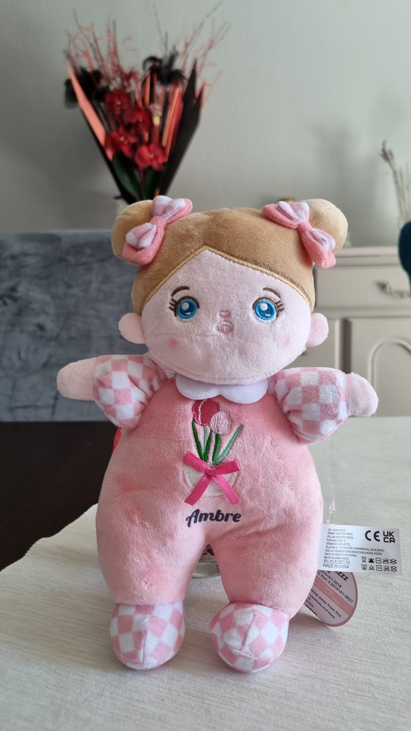 Customer photo review of Mini Personnalisée Poupée en Peluche avec Yeux Bleus Ouverts