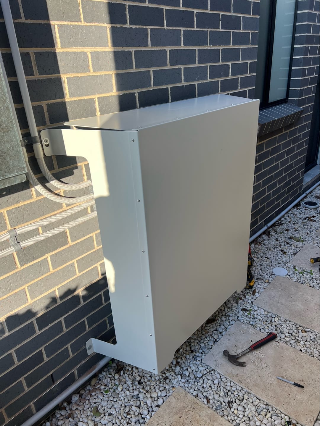 Customer photo review of Sigenergy Battery Cover