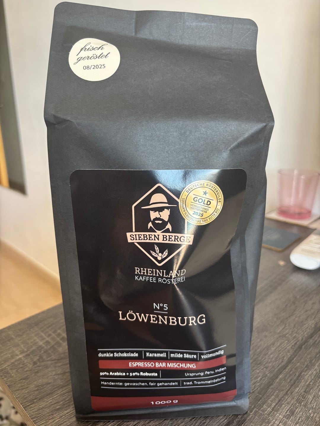 Customer photo review of N°5 Löwenburg – Kraftvolle Intensität mit samtiger Crema – Espresso Bar Mischung