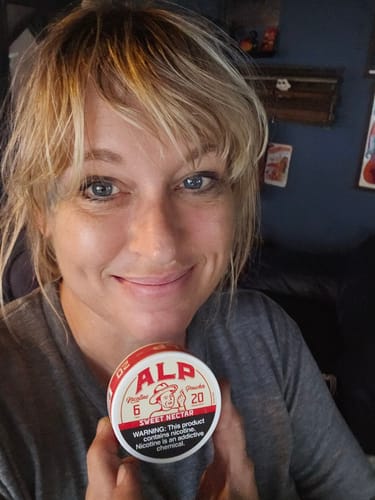 Customer photo review of Sweet Nectar Nicotine Pouches